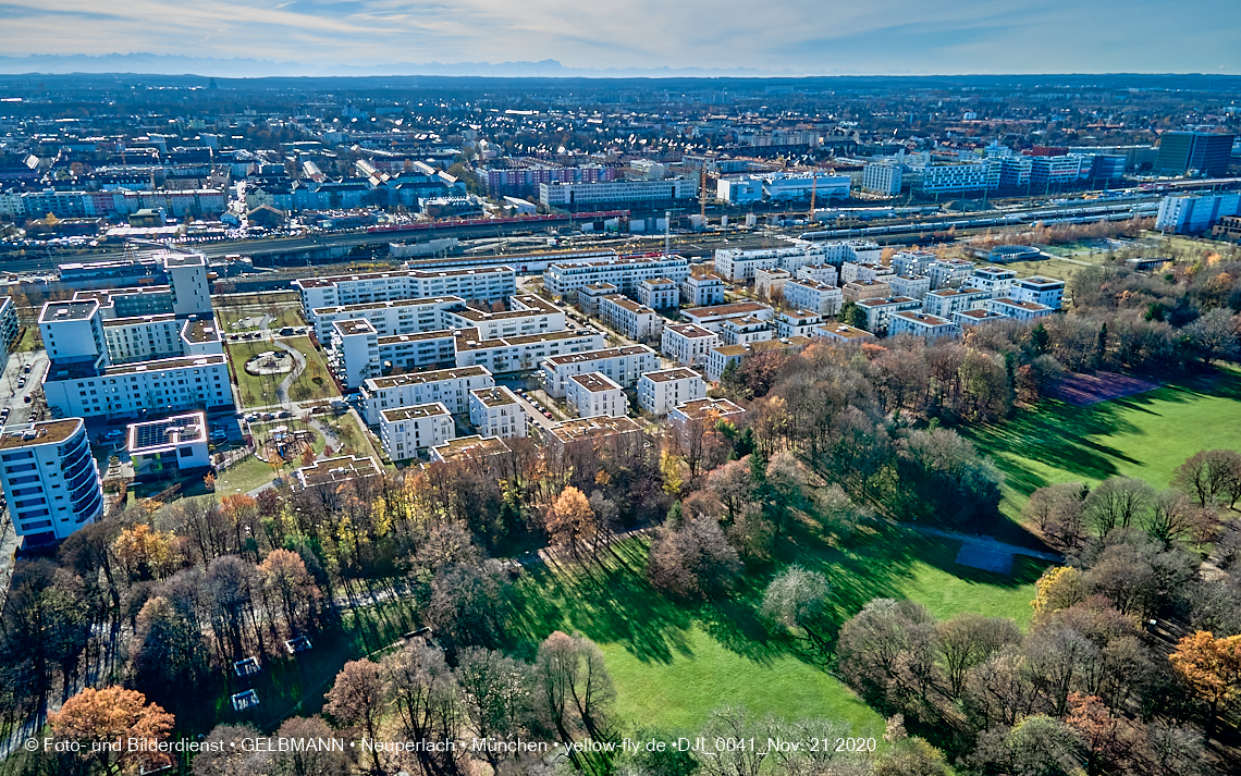 21.11.2020 - Hirschgarten mit Paketposthalle in München